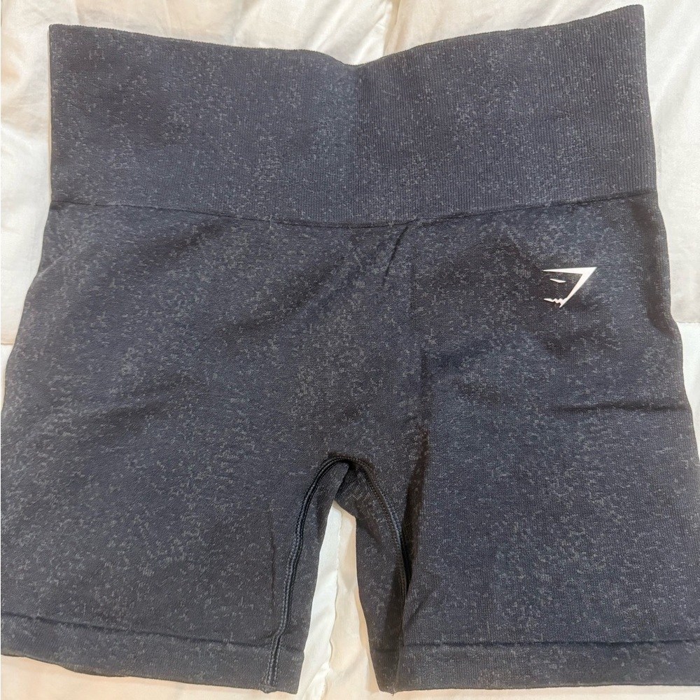 GymShark athletic shorts 4” inseam - Gray Fleck